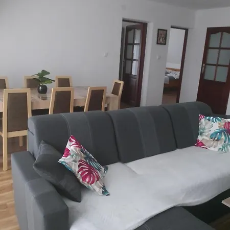 Apartment Zakatek Pienin