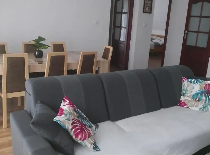 Apartamento Zakatek Pienin